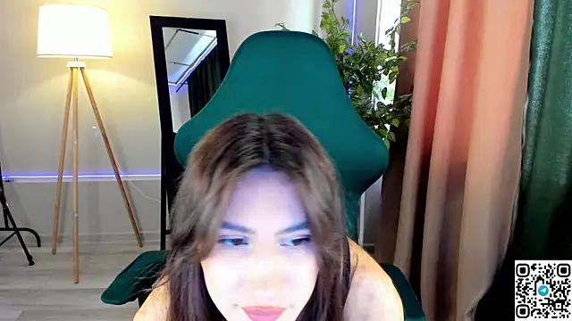 Snapshot of Adele_Lanea chatting on May 2026 01:12:01 AM Adele Lanea online show from May 2026 01:12:01 AM