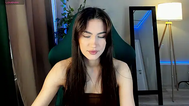 Snapshot of Adele_Lanea chatting on May 2026 12:58:02 AM Adele Lanea online show from May 2026 12:58:02 AM