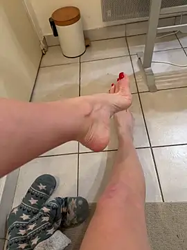 Frenchgirl45 online show from March 2026 01:24:01 AM