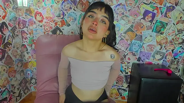 Snapshot of Mai_Rouse chatting on February 2026 12:07:01 PM Mai Rouse online show from February 2026 12:07:01 PM