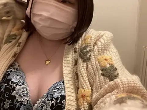 Snapshot of Natsu_0012 chatting on February 2026 02:30:02 PM Natsu 0012 online show from February 2026 02:30:02 PM