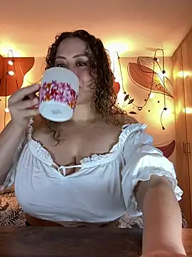 Elisabeth-rodriguez online show from April 2026 11:26:01 AM