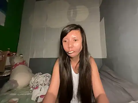 lady moon09 online show from April 2026 08:02:01 PM