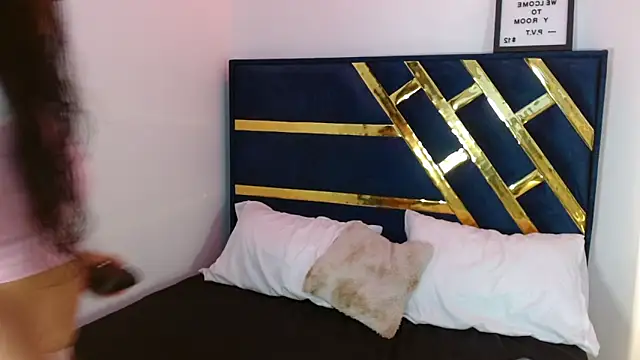 Snapshot of BabyValen69 chatting on February 2026 01:24:02 PM BabyValen69 online show from February 2026 01:24:02 PM