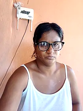 indianstrawberrylips4u online show from March 2026 06:32:02 AM