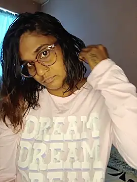 indianstrawberrylips4u online show from July 2026 06:20:02 AM