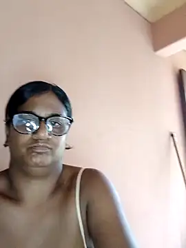 indianstrawberrylips4u online show from February 2026 03:13:02 PM