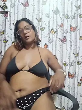indianstrawberrylips4u online show from May 2026 03:53:01 PM