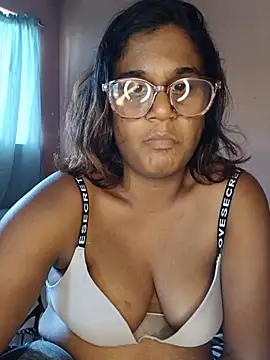 indianstrawberrylips4u online show from July 2026 01:33:02 PM