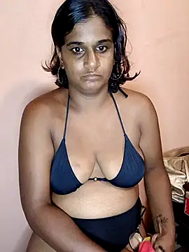 indianstrawberrylips4u online show from February 2026 06:09:02 PM