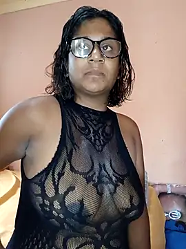 indianstrawberrylips4u online show from April 2026 05:54:01 AM