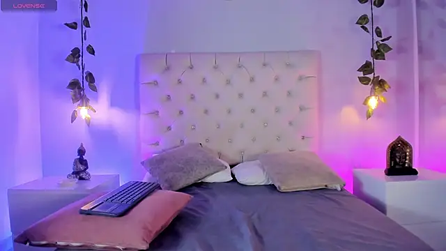 Catalella Rouse online show from April 2026 11:43:02 PM