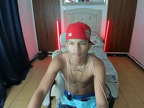 Snapshot of juan_mhata chatting on June 2026 12:18:01 AM juan mhata online show from June 2026 12:18:01 AM