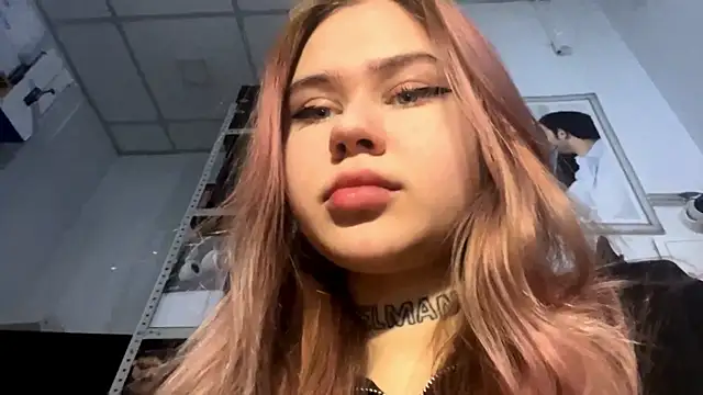 NeelyDalonzo online show from February 2026 08:58:02 AM