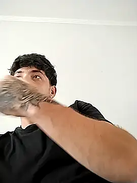 machodotado97 online show from February 2026 05:43:01 PM