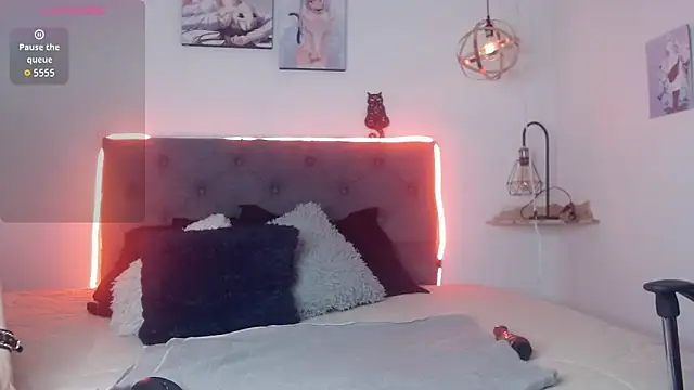 CHERRY DARCK online show from April 2026 03:39:02 PM