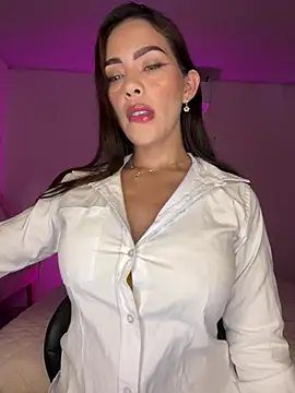 samanta 94 online show from May 2026 09:13:01 PM