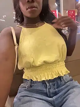 ZarahFerreira online show from March 2026 11:58:02 PM