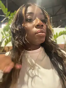ZarahFerreira online show from July 2026 11:44:02 PM