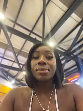 Snapshot of ZarahFerreira chatting on May 2026 12:19:01 AM ZarahFerreira online show from May 2026 12:19:01 AM