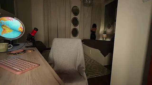 supreme dominatrix online show from March 2025 09:02:02 PM
