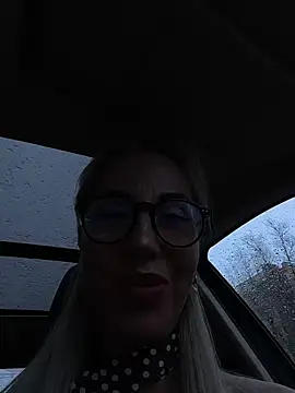 LisaMurr online show from April 2026 10:28:01 AM