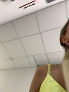 LisaMurr online show from June 2026 12:39:02 PM