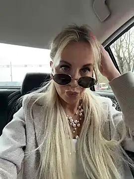 LisaMurr online show from April 2026 11:50:01 AM