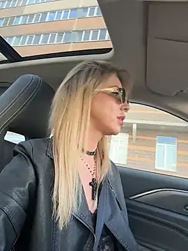 LisaMurr online show from March 2026 01:45:01 PM