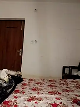 cute girl 29 online show from April 2026 04:00:02 PM