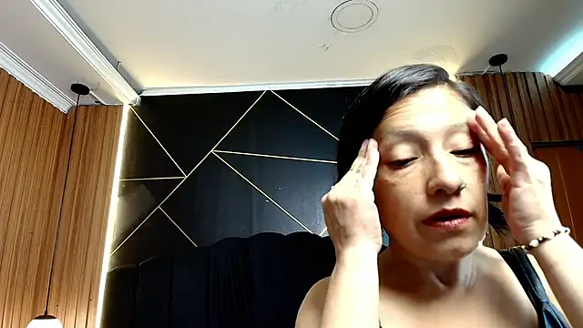 MoriahStorm online show from February 2026 12:39:01 PM