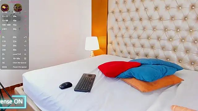 IsabellaaLux  online show from March 2026 08:22:01 PM