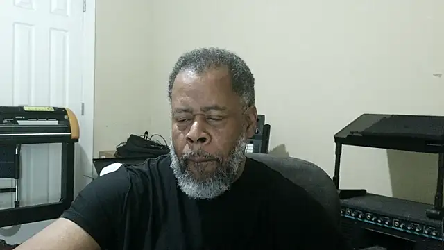Cleozevo1961 online show from May 2026 03:16:01 PM