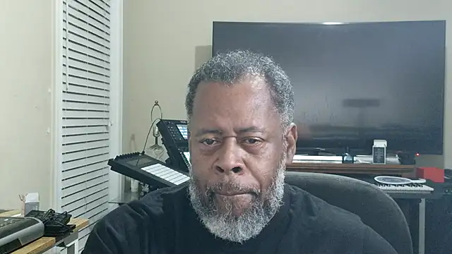 Cleozevo1961 online show from July 2026 04:21:01 AM