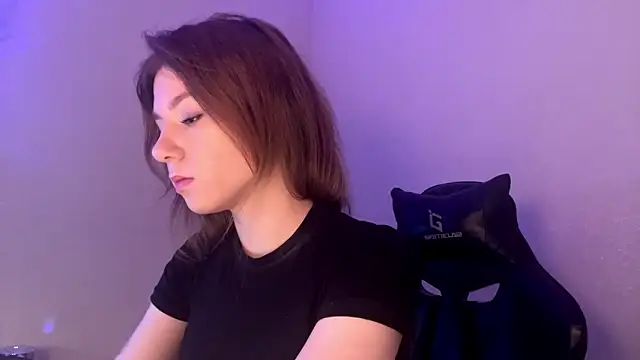 aera elese online show from March 2026 02:18:02 AM