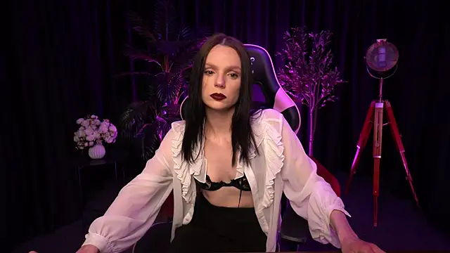 Snapshot of Wild_Alice_me chatting on April 2026 07:58:01 PM Wild Alice me online show from April 2026 07:58:01 PM