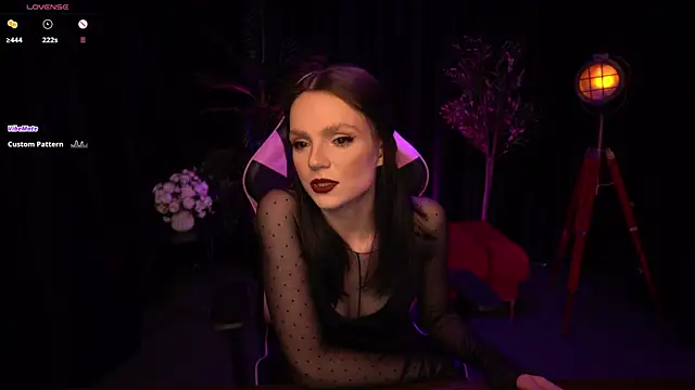 Snapshot of Wild_Alice_me chatting on June 2026 03:28:02 PM Wild Alice me online show from June 2026 03:28:02 PM
