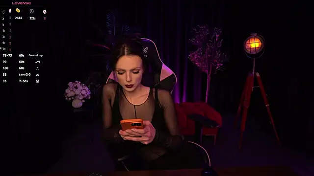 Snapshot of Wild_Alice_me chatting on June 2026 03:50:01 PM Wild Alice me online show from June 2026 03:50:01 PM