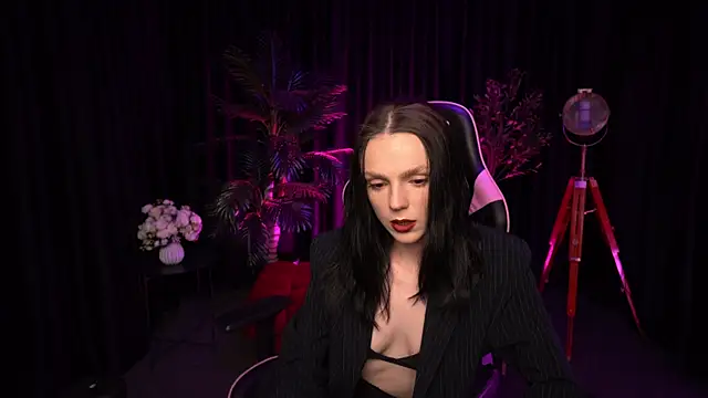 Wild Alice me online show from April 2026 03:25:01 PM