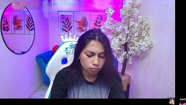 Miia  collins online show from February 2026 12:28:01 PM