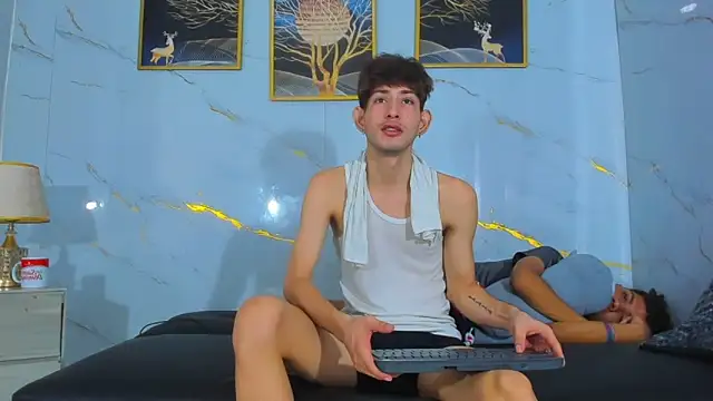 Spicy guys online show from April 2026 01:14:01 PM