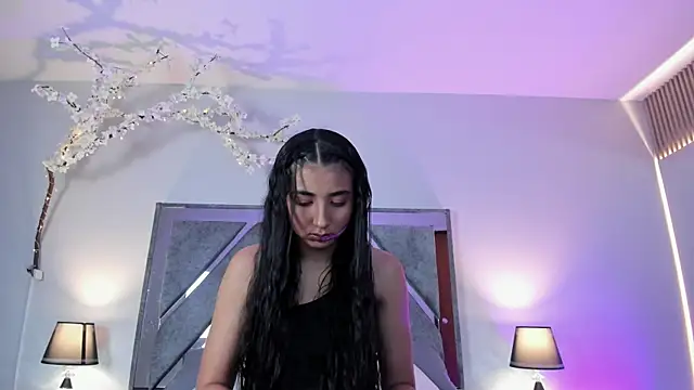 cloe taylor  25 online show from March 2026 01:18:01 PM