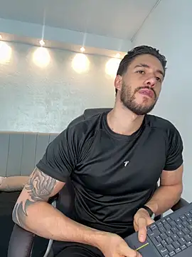 Snapshot of evans_campbell1 chatting on February 2026 11:37:02 PM evans campbell1 online show from February 2026 11:37:02 PM