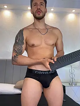 Snapshot of evans_campbell1 chatting on February 2026 12:23:01 AM evans campbell1 online show from February 2026 12:23:01 AM