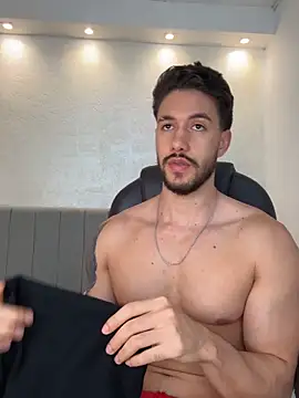 Snapshot of evans_campbell1 chatting on February 2026 12:22:01 AM evans campbell1 online show from February 2026 12:22:01 AM