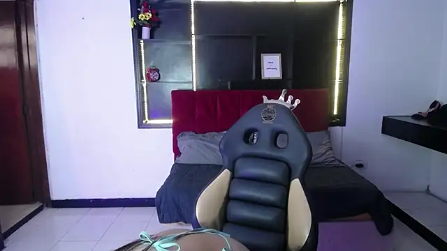 Sweett liia  online show from April 2026 07:48:02 PM