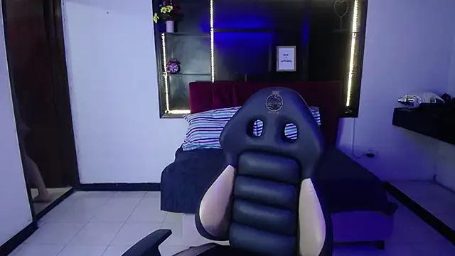 Sweett liia  online show from March 2026 07:48:01 PM