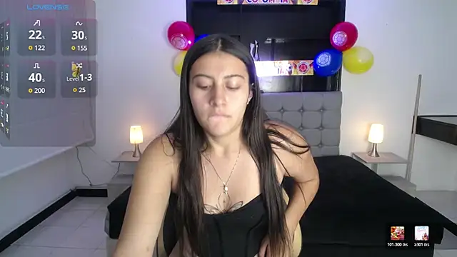 Snapshot of Sweett_liia_ chatting on June 2026 07:33:01 PM Sweett liia online show from June 2026 07:33:01 PM