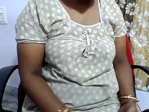 Snapshot of Angel_honeybear_143 chatting on June 2026 05:23:02 PM Angel honeybear 143 online show from June 2026 05:23:02 PM