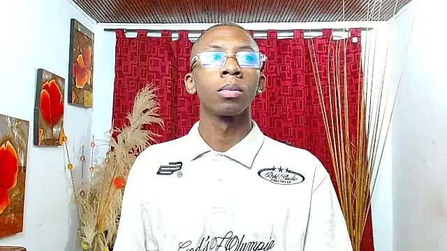 milo018 online show from February 2026 09:28:01 AM